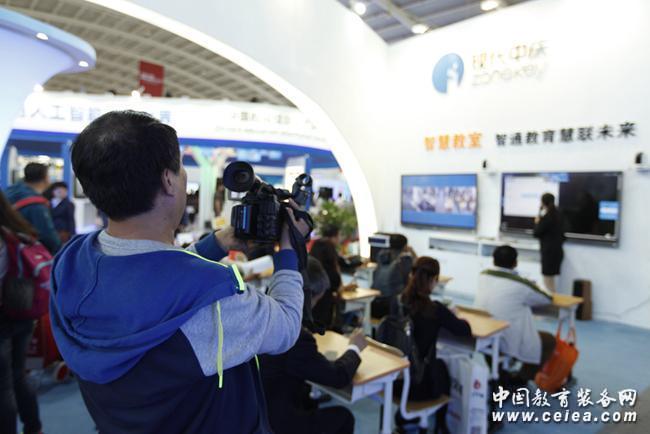 �F(xi��n)���Бc