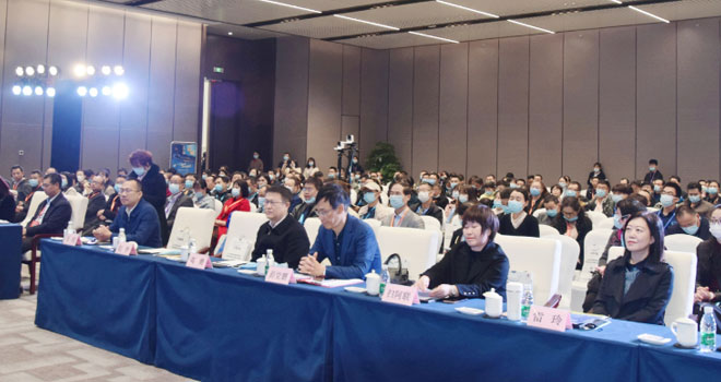 ��С�W���̌W�����c����Փ���������e�k