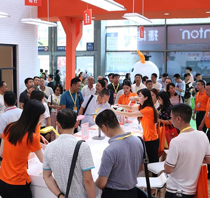 ��ɫ�L��ϯ����������ʂ�ü����҂��ˆ᣿